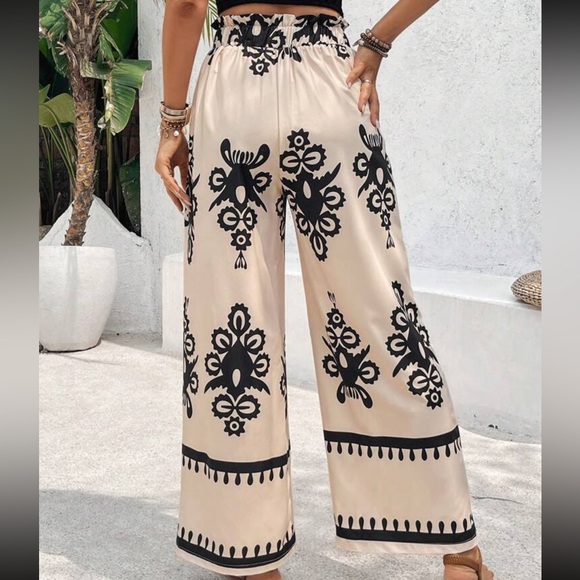 Boho Paisley Print Wide Legs Stretchy Waist Pants - Picture 8 of 8